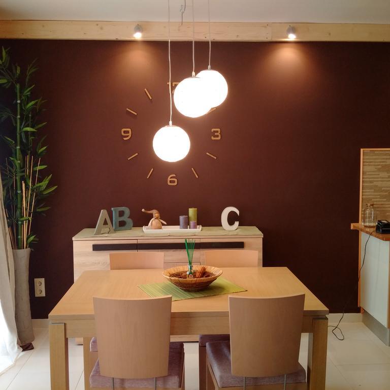 Hostal Residencia Celma Sant Carlos de la Ràpita Eksteriør billede