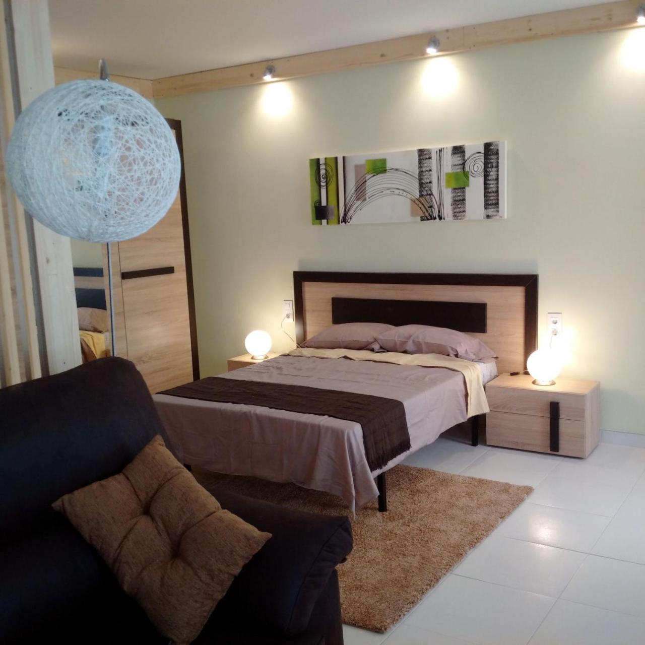 Hostal Residencia Celma Sant Carlos de la Ràpita Eksteriør billede