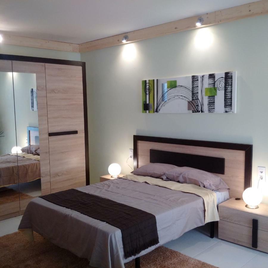 Hostal Residencia Celma Sant Carlos de la Ràpita Eksteriør billede